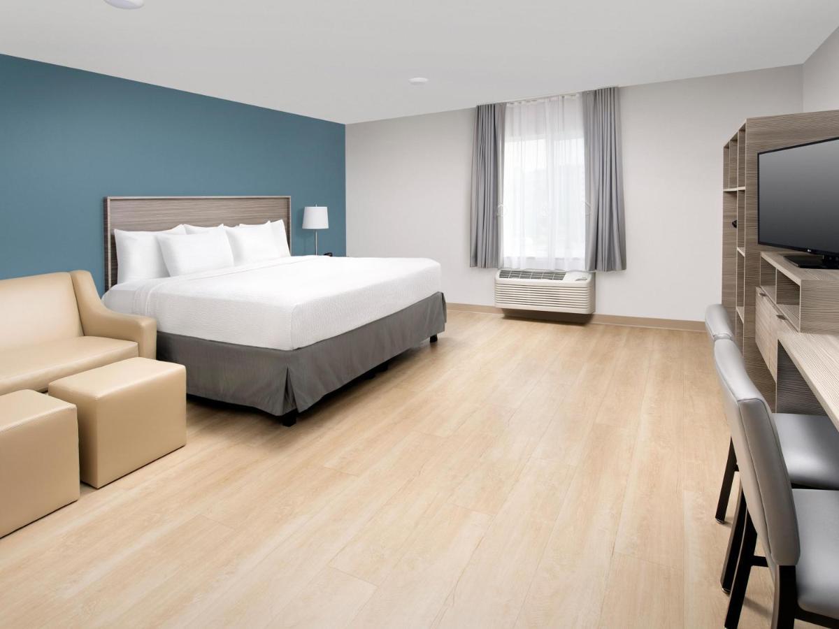 Woodspring Seattle 2*